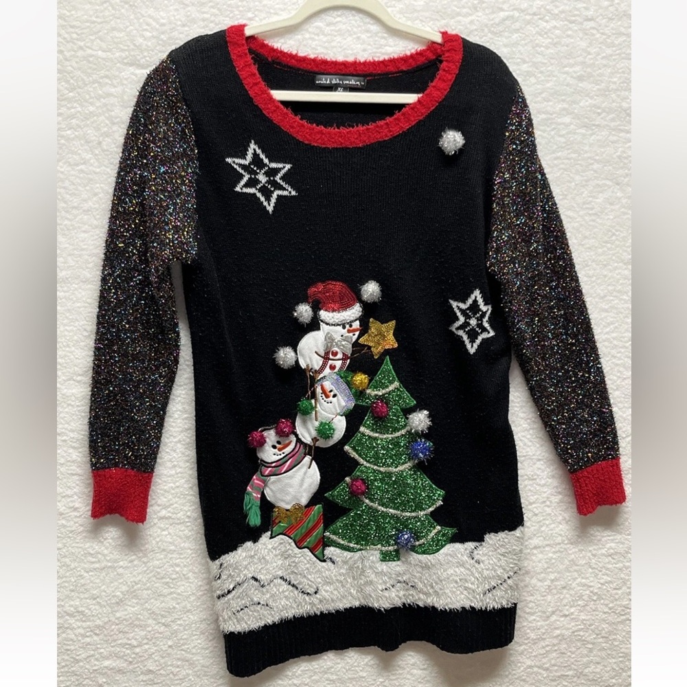 Womens Snowman Holiday Sweater Black, Red, and Green Size XL